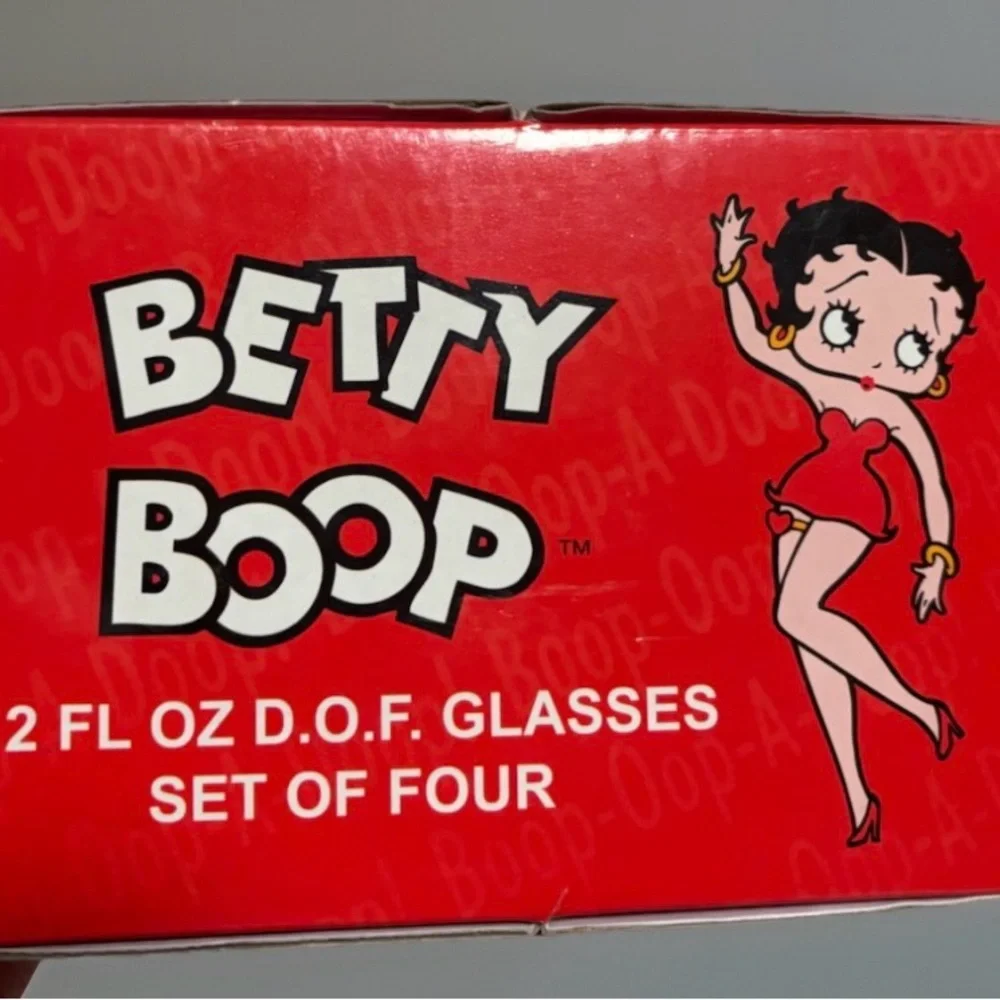 Betty Boop 12 Oz Double Old Fashion Glasses New In Box Is Great Shape - Picture 5 of 7